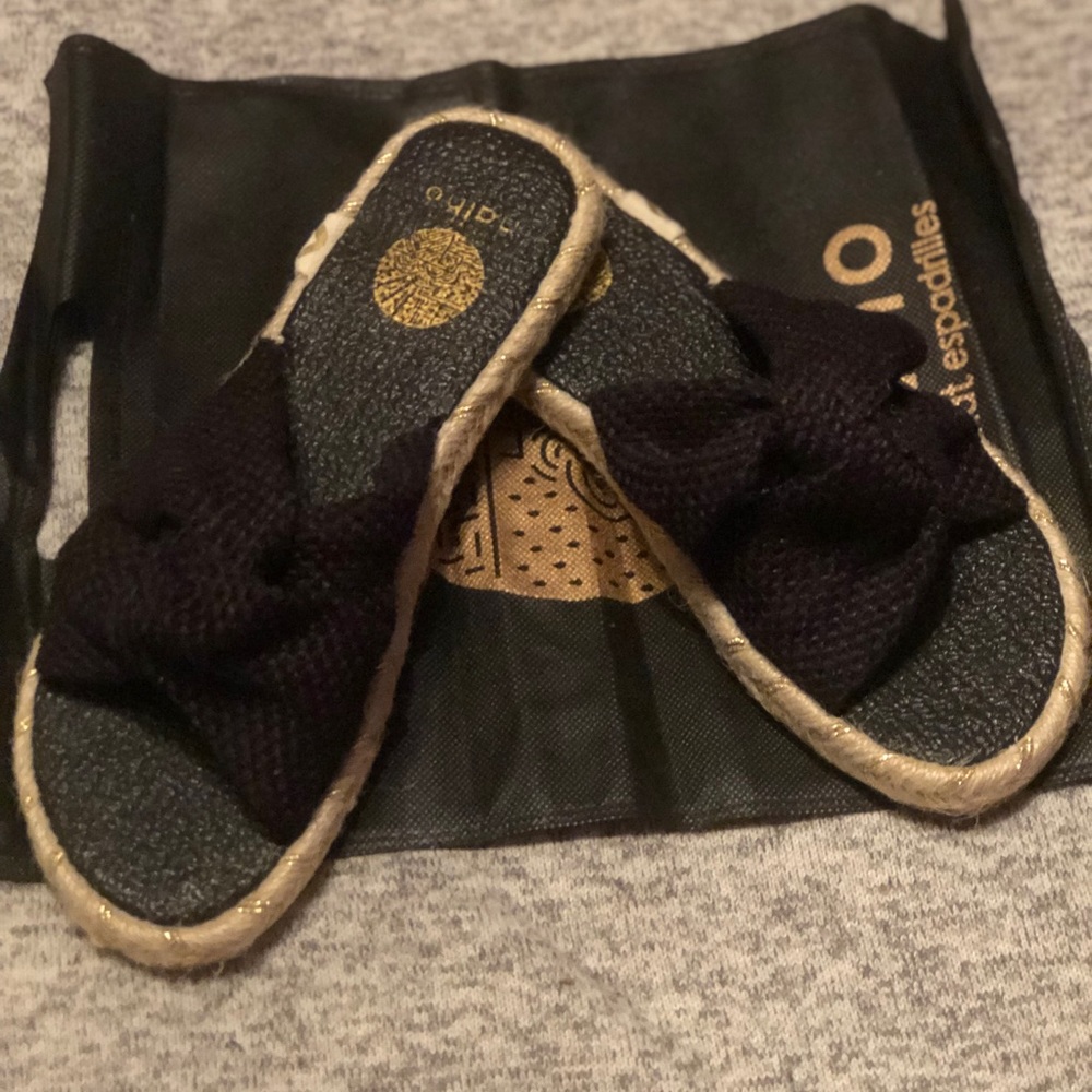 Woman’s shoes
